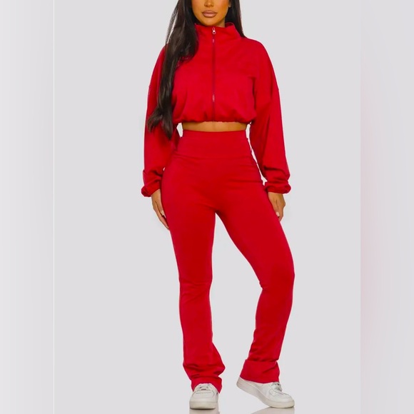 Kimmie Baddie Cropped Jogger Set